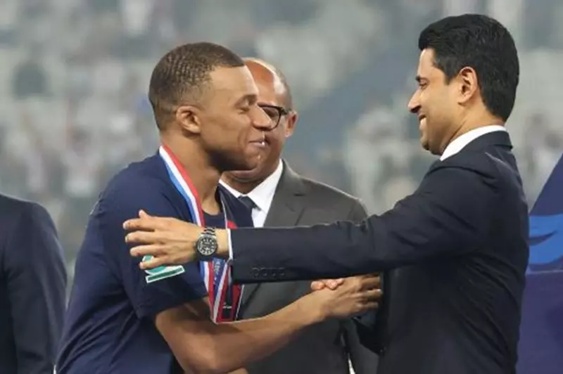 تقارير: مبابي يطالب باريس سان جيرمان بـ 240 مليون يورو